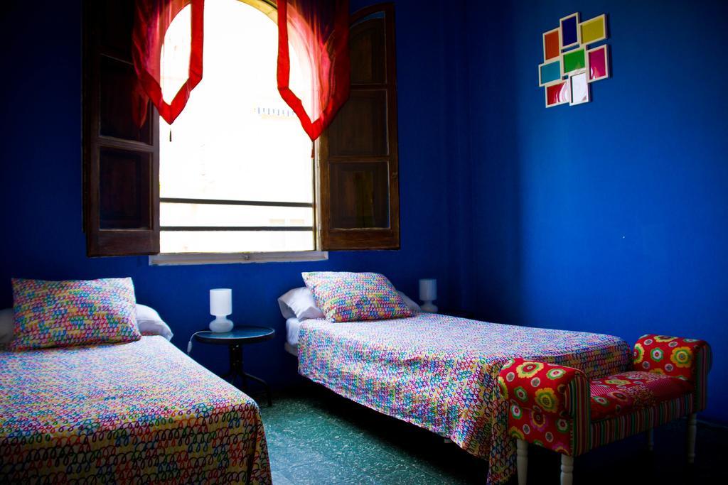 Feetup Backpackers Valence