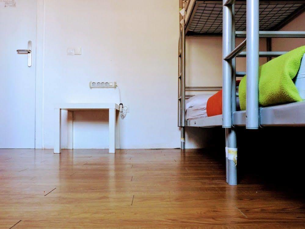 Feetup Backpackers Valence